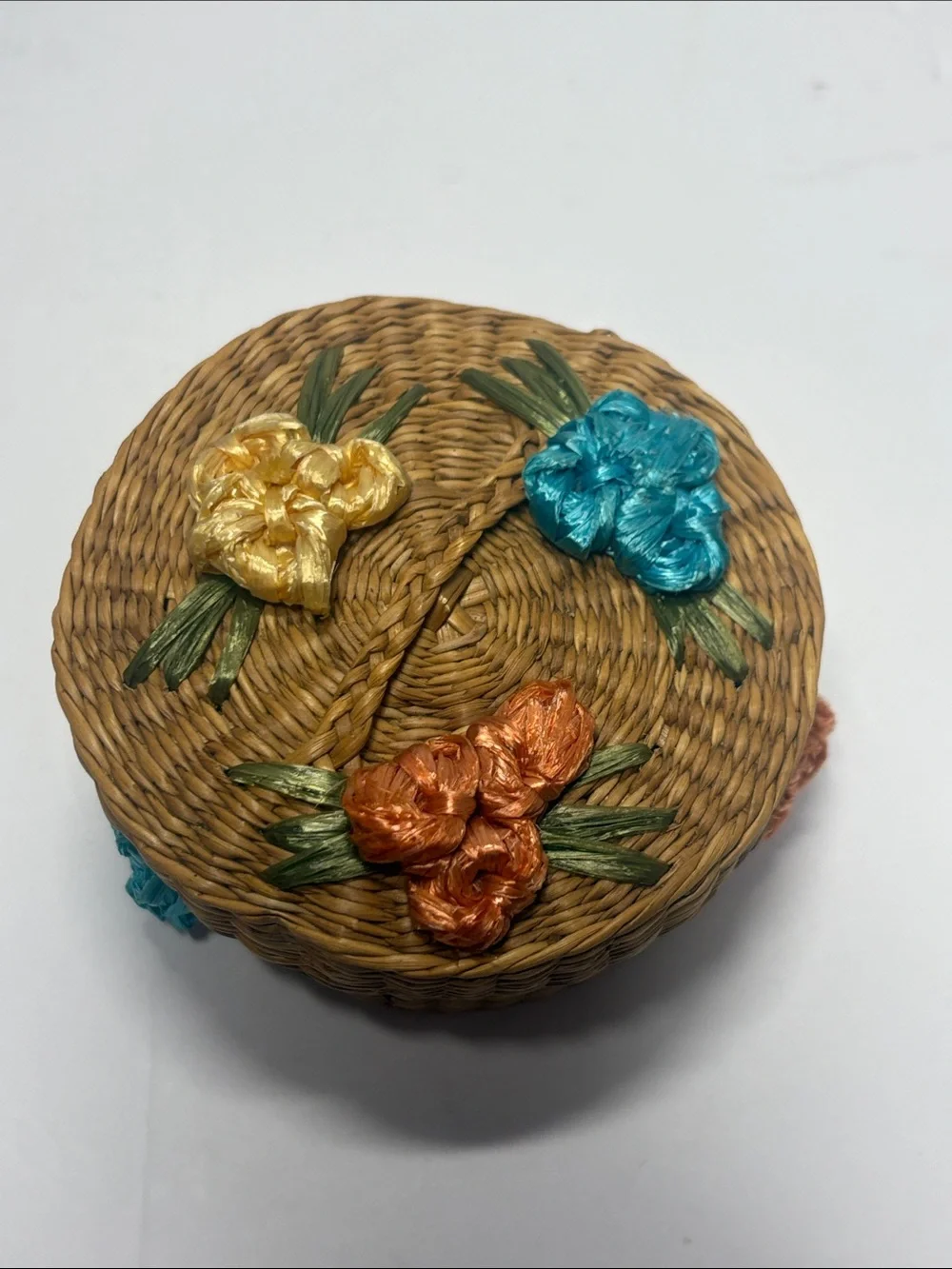 Handwoven Floral Wicker Trinket Box - Multicolor HL4